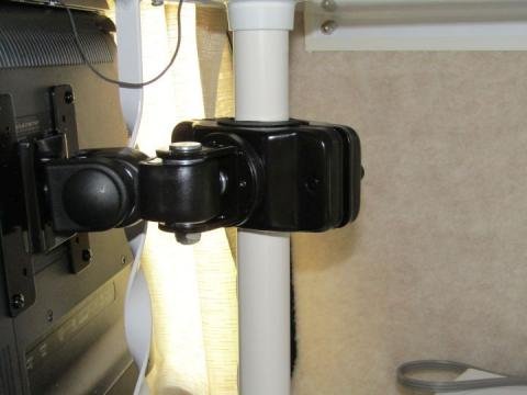 Pole mounted TV | Scamp Owners International wiring two outlets 